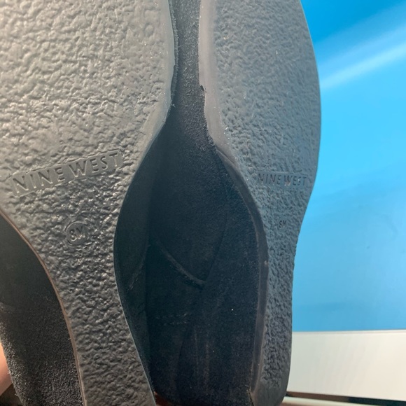 NINE WEST Black Suede Wedge Fashion Boots Size 8M - Picture 6 of 6